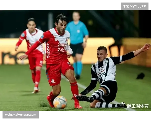 乌德勒支主力中卫范德霍恩缺阵影响防守稳定性